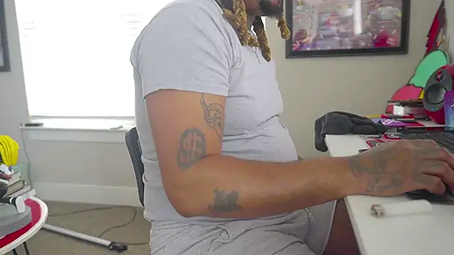 Snapshot of 4EVAGLACIERS chatting on September 24, 2025, 3:15 pm 4EVAGLACIERS online show from September 24, 2025, 3:15 pm