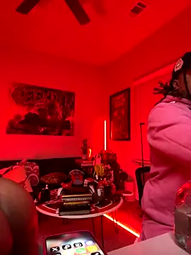 Snapshot of 4EVAGLACIERS chatting on October 26, 2025, 5:13 am 4EVAGLACIERS online show from October 26, 2025, 5:13 am