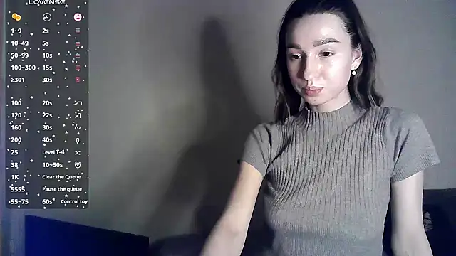 ElizaSwon online show from March 4, 2025, 4:41 pm