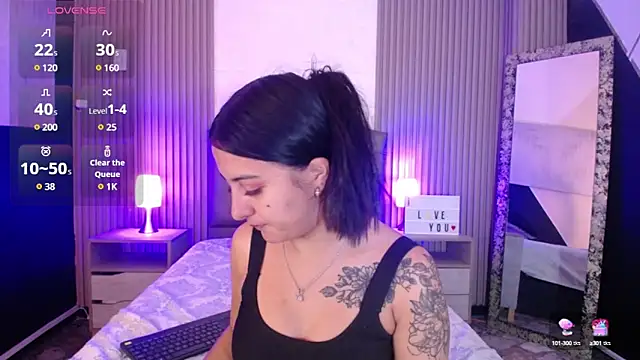 Snapshot of isabella_smith_ chatting on March 22, 2025, 1:52 pm isabella smith  online show from March 22, 2025, 1:52 pm