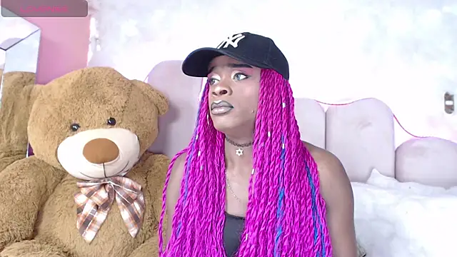 puca ebony online show from January 16, 2025, 4:39 pm
