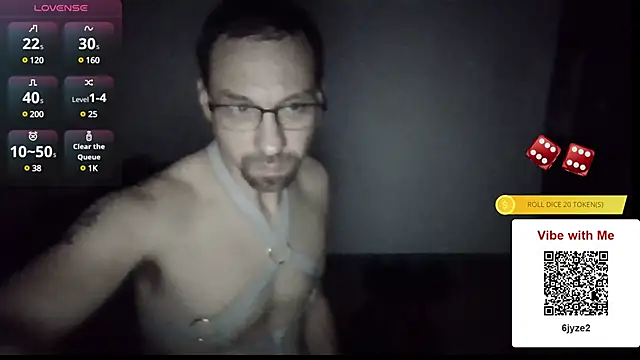 Iliketocooksquirt25 online show from January 13, 2025, 2:32 pm