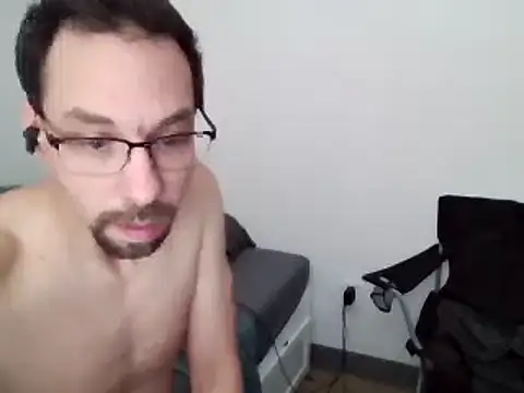 Iliketocooksquirt25 online show from January 31, 2025, 7:08 pm