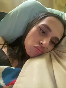 Snapshot of Ari-Hall chatting on September 25, 2025, 8:34 pm Ari-Hall online show from September 25, 2025, 8:34 pm