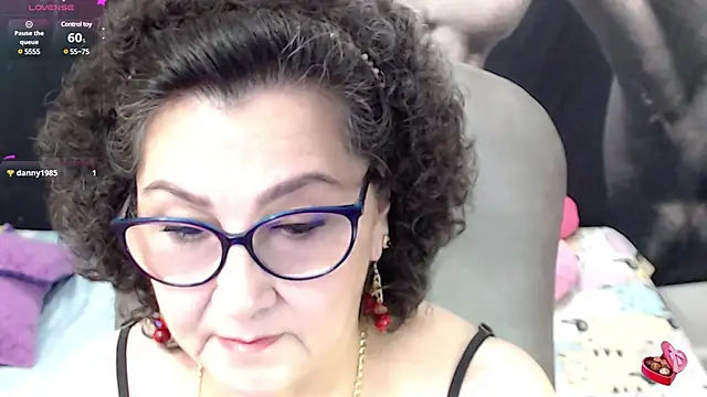 cataleya mom online show from March 6, 2025, 12:32 am