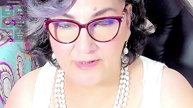 Snapshot of cataleya_mom chatting on September 20, 2025, 3:24 pm cataleya mom online show from September 20, 2025, 3:24 pm