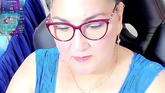 Snapshot of cataleya_mom chatting on October 5, 2025, 1:04 am cataleya mom online show from October 5, 2025, 1:04 am