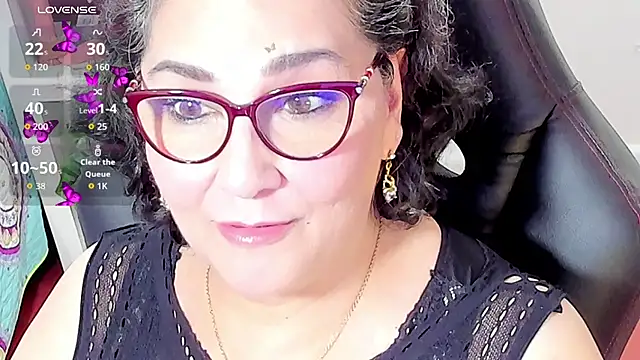 Snapshot of cataleya_mom chatting on October 19, 2025, 4:13 am cataleya mom online show from October 19, 2025, 4:13 am