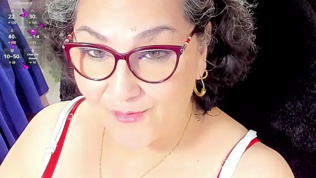 cataleya mom online show from November 12, 2025, 5:35 pm