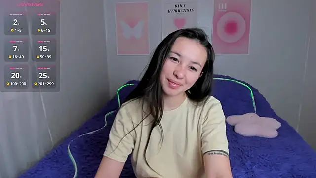 Snapshot of Geisha_Anna chatting on February 3, 2025, 6:13 am Geisha Anna online show from February 3, 2025, 6:13 am