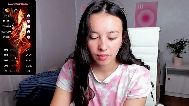 Snapshot of Geisha_Anna chatting on October 5, 2025, 5:39 am Geisha Anna online show from October 5, 2025, 5:39 am