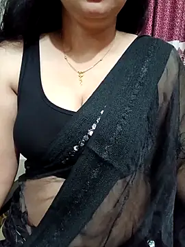 Snapshot of Priya_Boudi chatting on October 9, 2025, 6:28 pm Priya Boudi online show from October 9, 2025, 6:28 pm