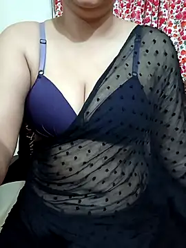 Snapshot of Priya_Boudi chatting on November 2, 2025, 2:14 am Priya Boudi online show from November 2, 2025, 2:14 am