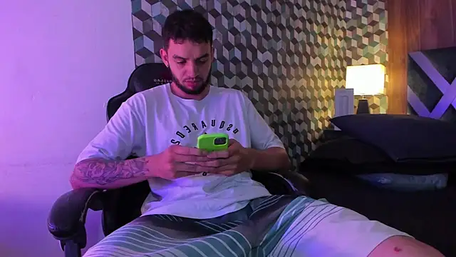 Michael magno online show from January 17, 2025, 5:41 pm