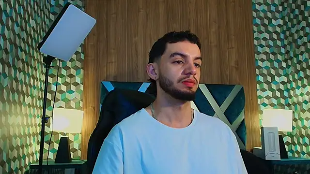 Michael magno online show from November 4, 2025, 11:20 am