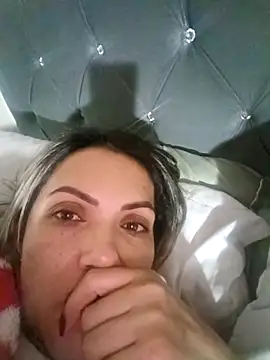 Chantal hott online show from September 14, 2025, 2:54 am