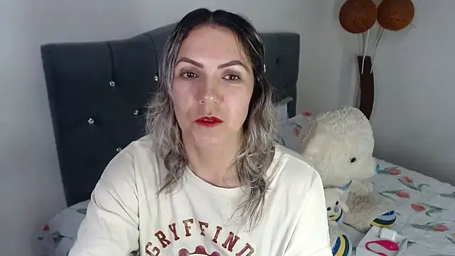 Chantal hott online show from May 9, 2026, 9:31 pm