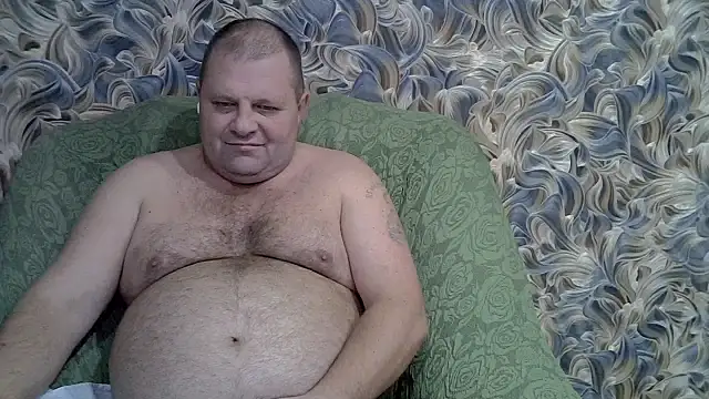 Nilola6 online show from November 8, 2025, 1:11 pm