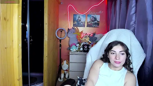 Snapshot of Fiery_Brunette_ chatting on May 23, 2026, 4:29 am Fiery Brunette online show from May 23, 2026, 4:29 am