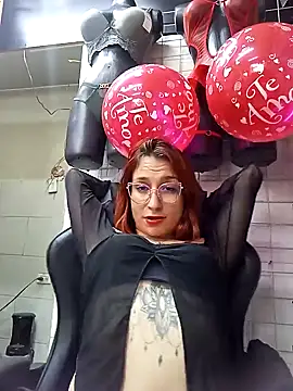 Paula382023 online show from February 10, 2025, 8:42 pm