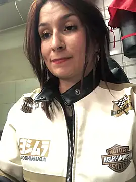 Paula382023 online show from February 17, 2025, 6:26 pm