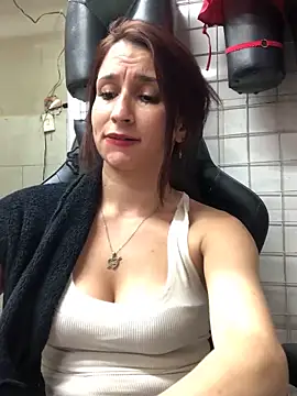 Paula382023 online show from February 18, 2025, 9:53 pm