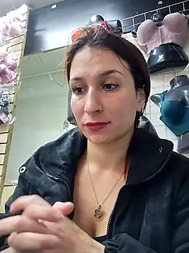 Paula382023 online show from March 21, 2025, 6:40 pm