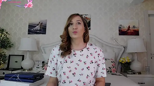 IreneHope online show from May 5, 2026, 12:13 pm