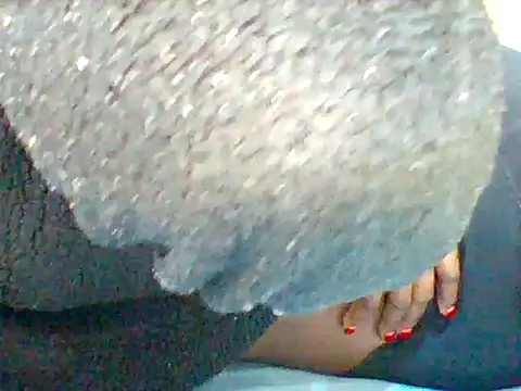 sexy cutelips online show from June 5, 2026, 11:05 am