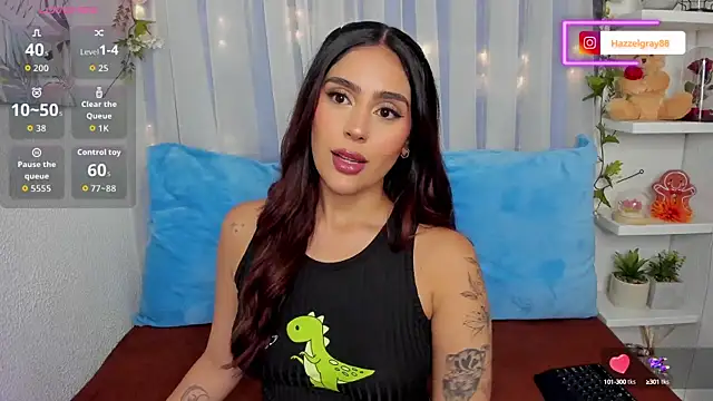 HazzelGray online show from October 15, 2025, 3:45 pm