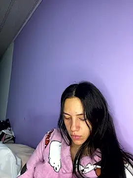 hannahb-e online show from December 7, 2024, 2:20 am