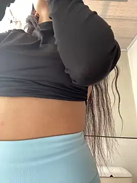 hannahb-e online show from January 15, 2025, 4:11 pm