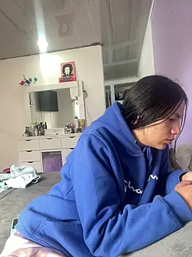 hannahb-e online show from June 5, 2026, 5:18 pm