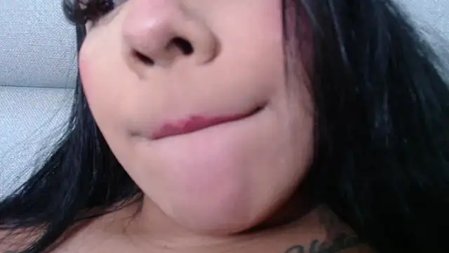Snapshot of emily_brontee_ chatting on January 3, 2025, 3:33 pm emily brontee  online show from January 3, 2025, 3:33 pm