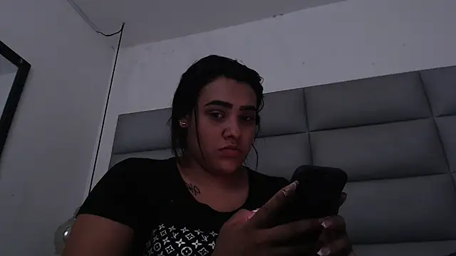 Snapshot of emily_brontee_ chatting on September 25, 2025, 3:49 pm emily brontee  online show from September 25, 2025, 3:49 pm