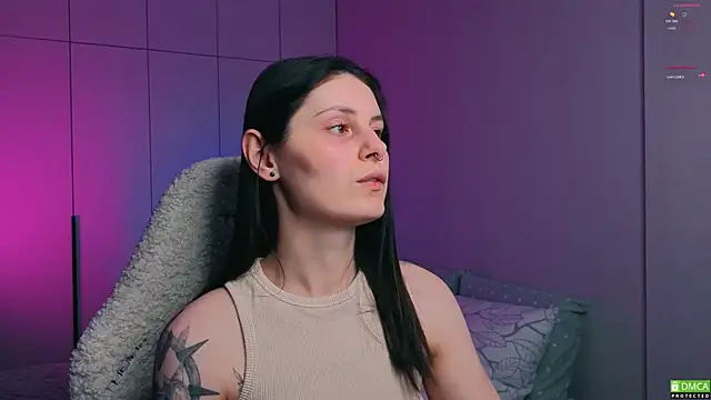 elizawetty online show from December 28, 2024, 5:02 am