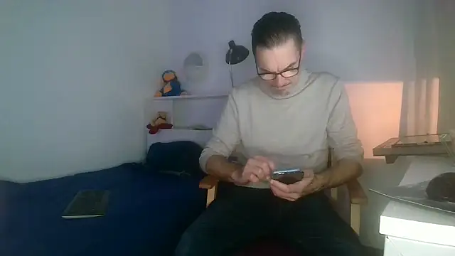 Snapshot of francky-libertin chatting on January 23, 2025, 5:31 pm francky-libertin online show from January 23, 2025, 5:31 pm