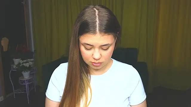 IsabellaBler online show from May 11, 2026, 11:38 am