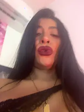 Snapshot of canela_10 chatting on September 16, 2025, 3:07 am canela 10 online show from September 16, 2025, 3:07 am