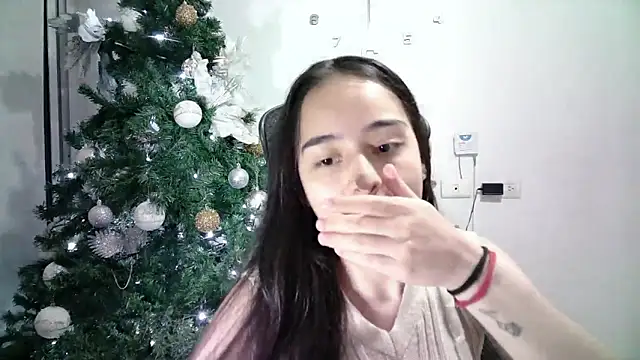 Snapshot of aineangeel chatting on February 4, 2025, 3:11 am aineangeel online show from February 4, 2025, 3:11 am