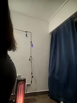 LosChinexxx online show from June 20, 2026, 8:39 am
