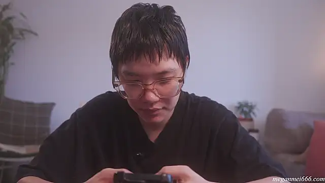 Snapshot of meganmei666 chatting on April 18, 2026, 6:12 pm meganmei666 online show from April 18, 2026, 6:12 pm