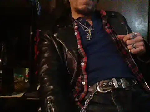 mrdemoncrowly online show from December 5, 2024, 8:44 am