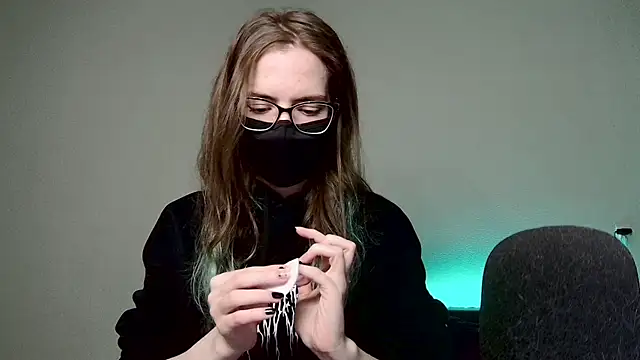 amber candyfloss online show from September 30, 2025, 10:48 pm