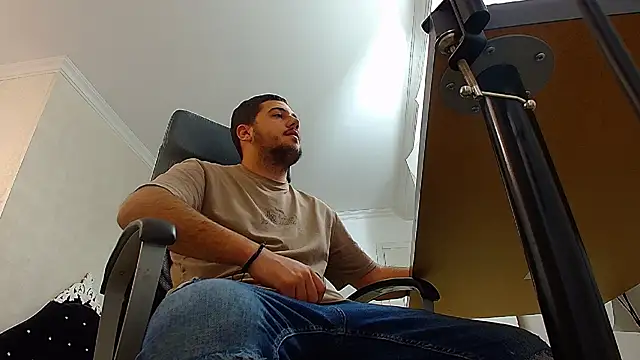 JoshKnights online show from October 31, 2025, 6:14 am