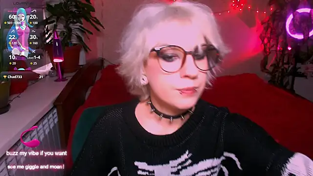 Snapshot of _Moonlight_t chatting on September 21, 2025, 11:23 am  Moonlight t online show from September 21, 2025, 11:23 am