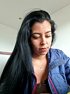 Emily Wane online show from June 17, 2026, 7:37 pm