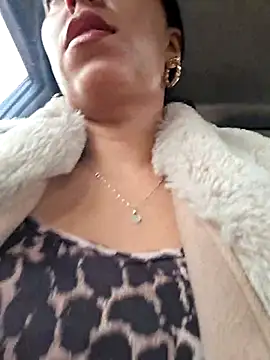 Emily Wane online show from June 18, 2026, 4:33 pm