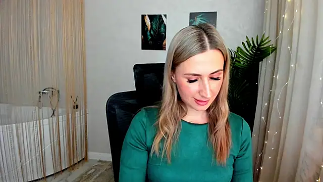 PassionGlow online show from February 28, 2025, 7:35 pm