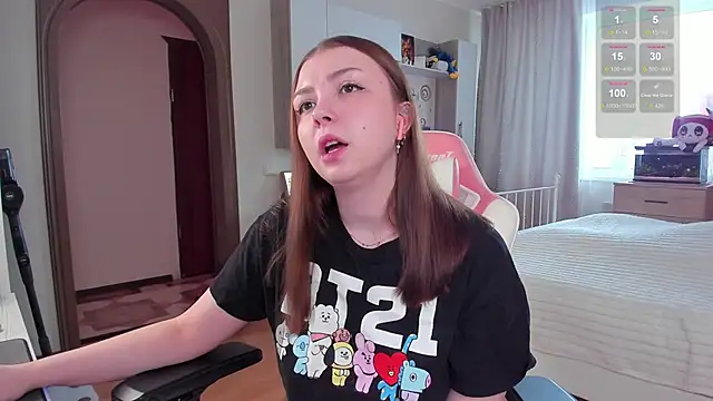 elisejays online show from March 3, 2025, 10:17 am